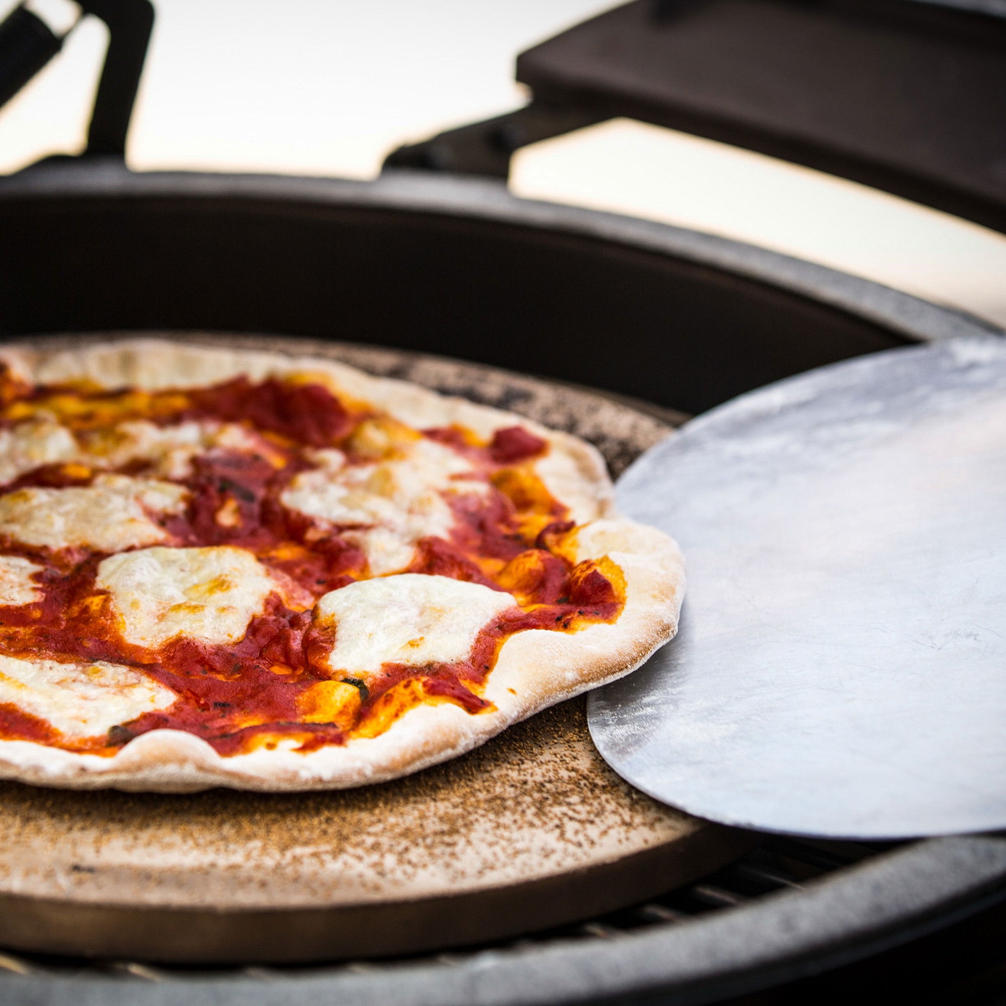 Big Green Egg Flacher Back- und Pizzastein LARGE
