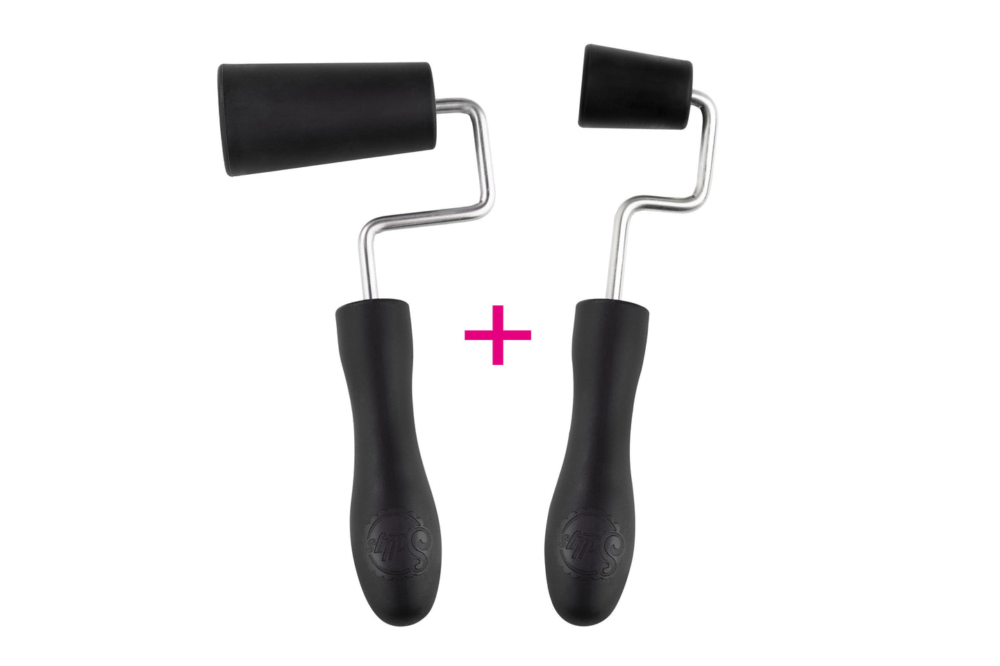 Ein großer und ein kleiner Backformroller mit schwarzem Griff