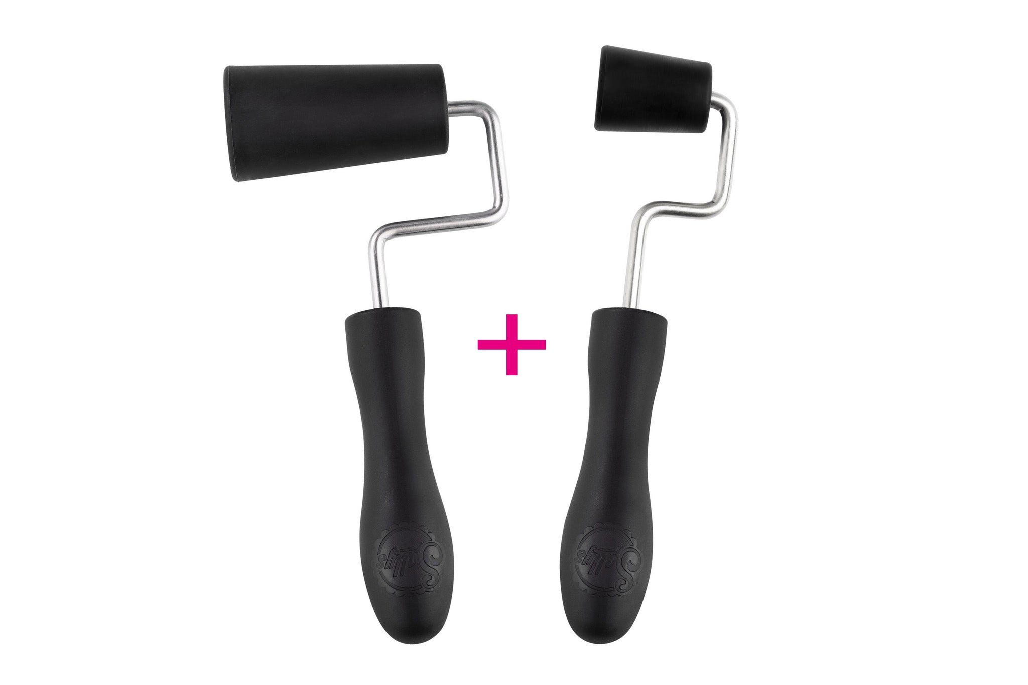 Ein großer und ein kleiner Backformroller mit schwarzem Griff