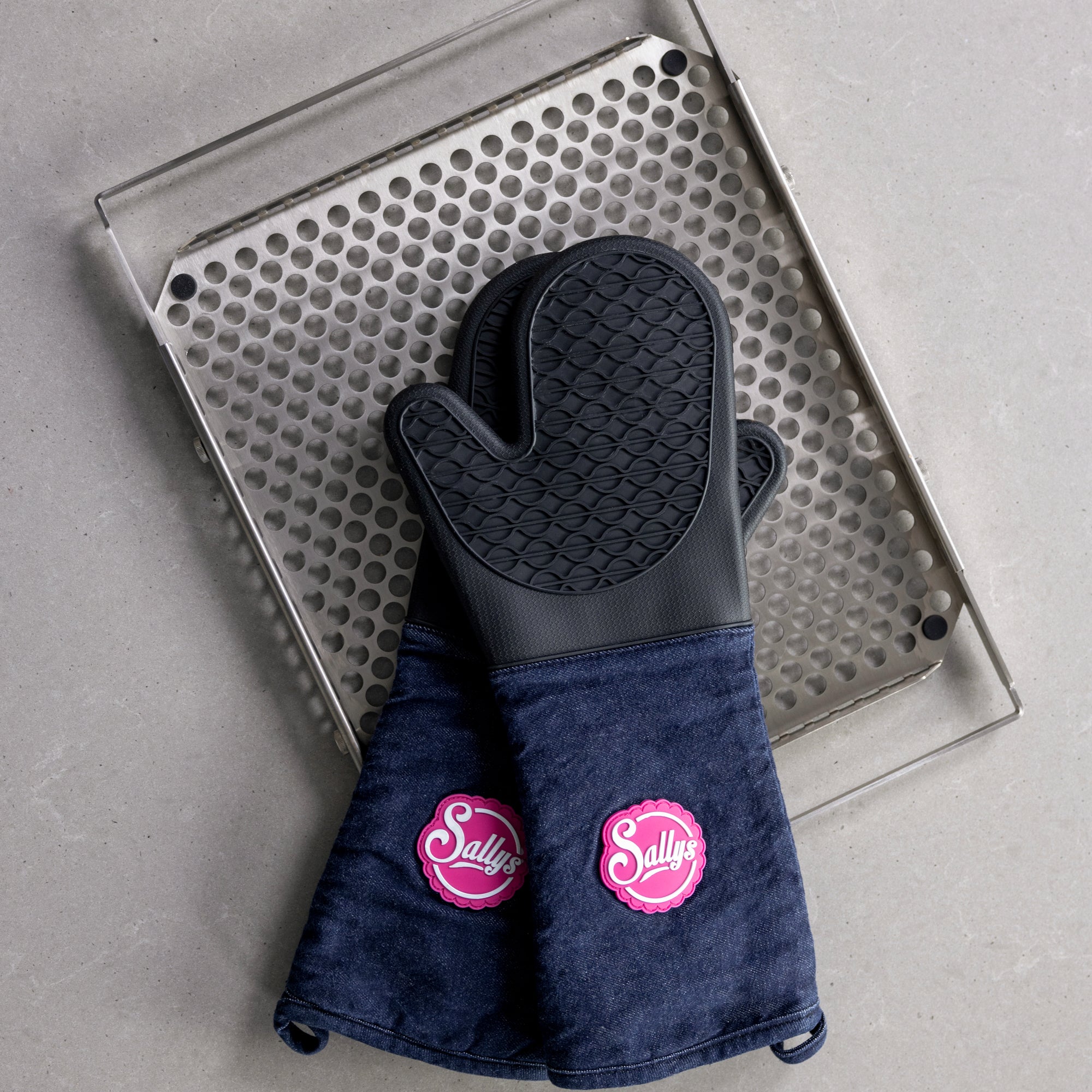 Sallys Backhandschuhe