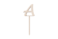 Ein Caketopper mit dem Buchstaben A
