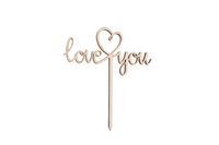 Ein Caketopper mit der Aufschrift Love you