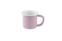 Eine rosa Emaille-Tasse