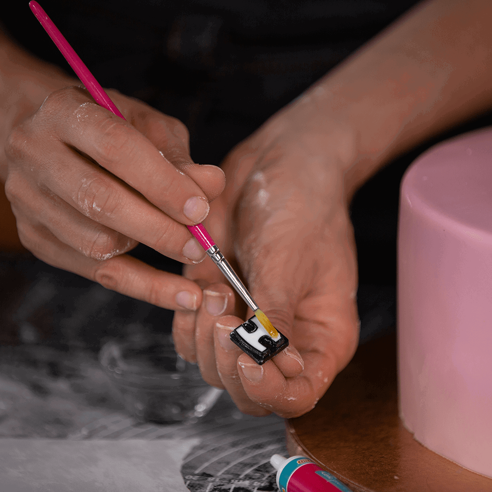 Sallys Buchstabenstempel für Fondanttorten