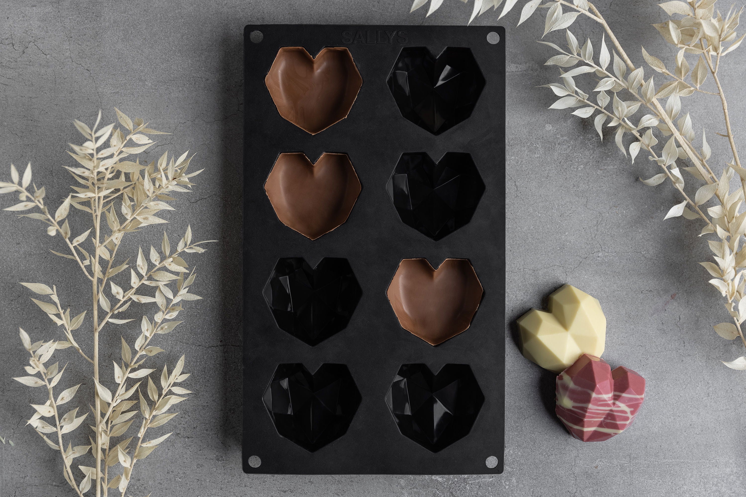 Sallys 3D Diamant-Herz Silikonbackform klein