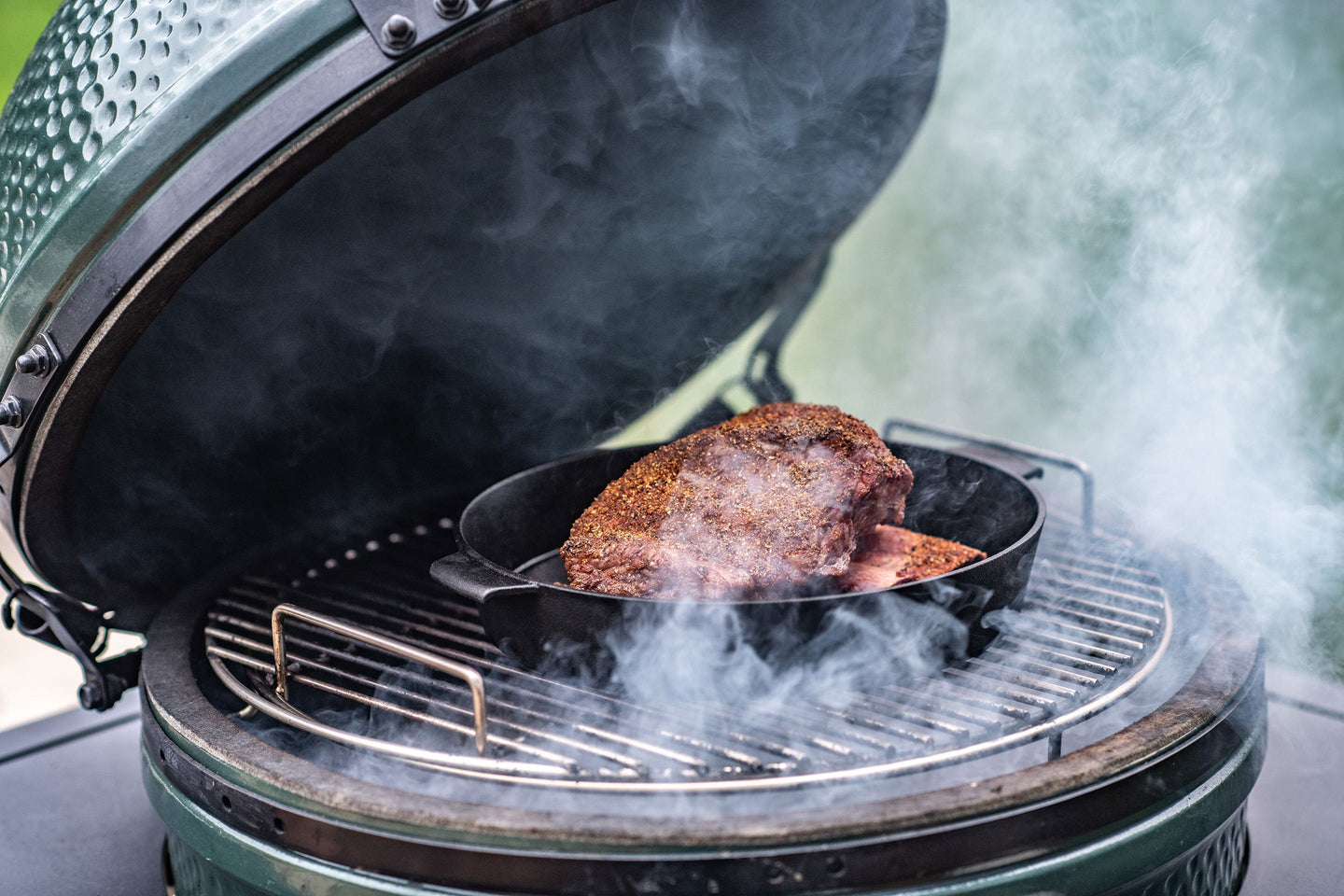 Big Green Egg Medium Set - inkl. Gusseisentopf