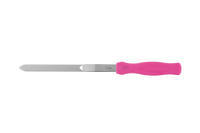 Ein langes Backformmesser mit pinken Griff