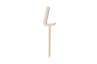 Ein Caketopper mit dem Buchstaben L