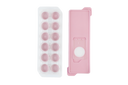 Eine pinke Eiswürfelform für runde Eiswürfel