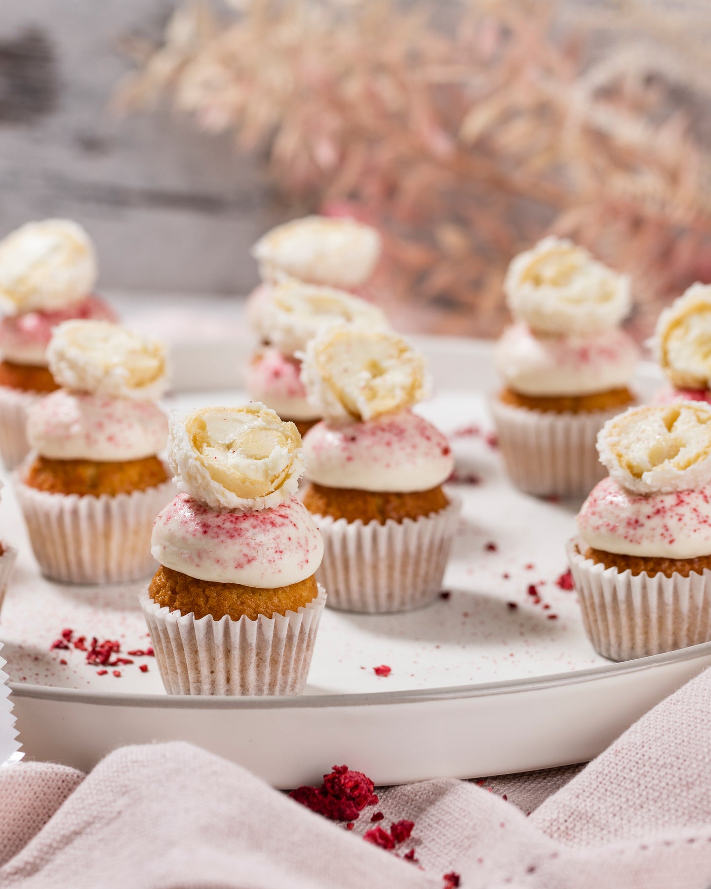 Mini-Papier-Backförmchen weiß