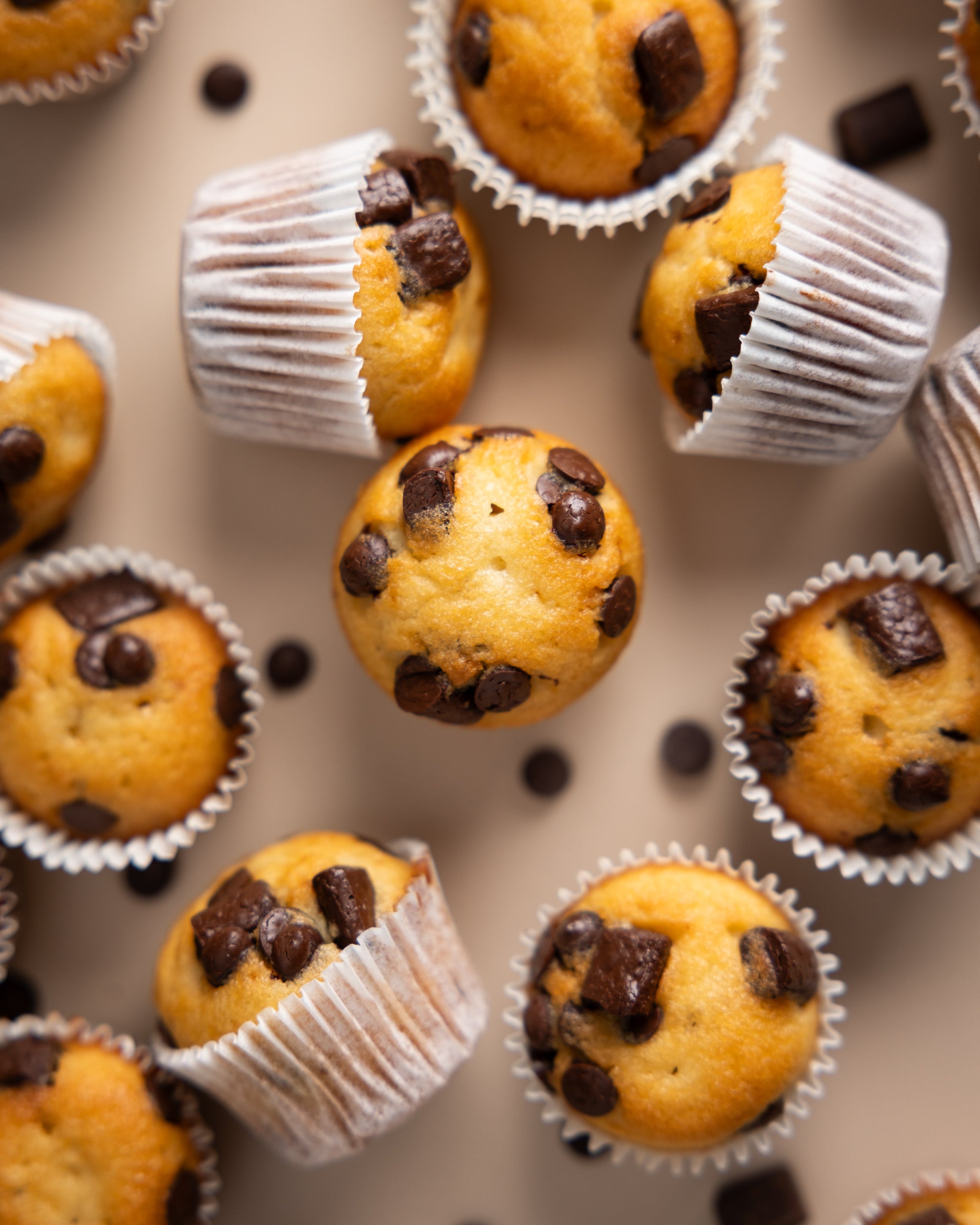 Mini-Papier-Backförmchen weiß