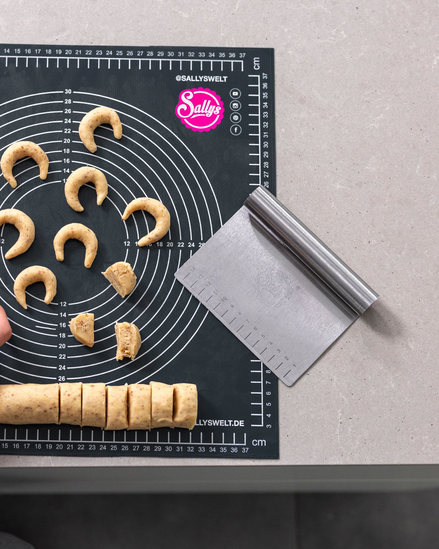 Sallys Edelstahl Teigkarte - klein
