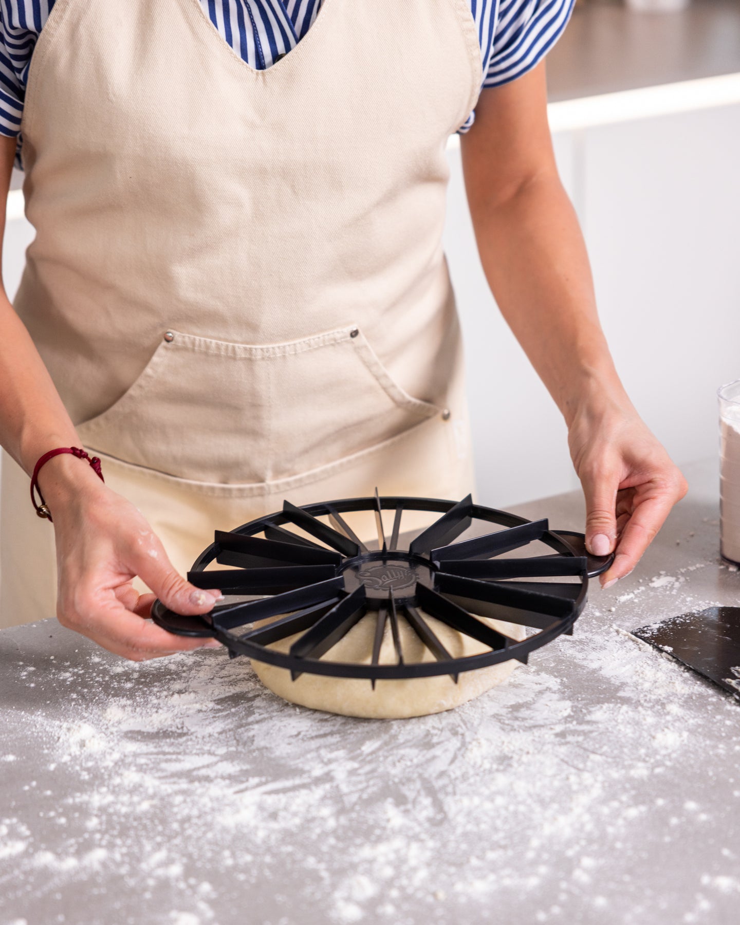 Sallys Torteneinteiler - 12/16 Stücke